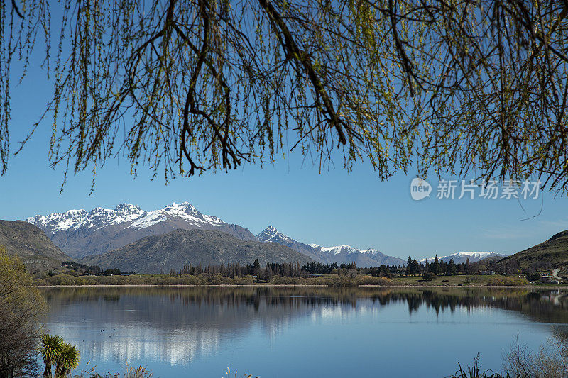 新西兰皇后镇海耶斯湖