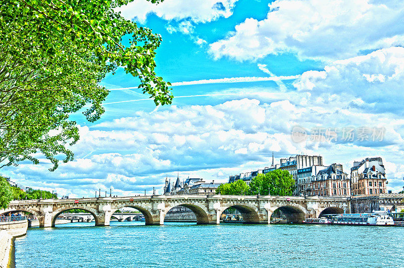 法国巴黎的新桥