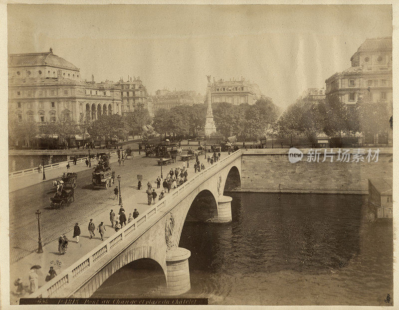 19世纪70年代法国巴黎的一幅古董照片