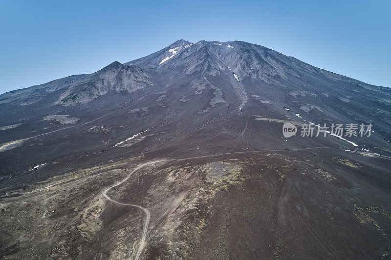 科兹尔斯基火山航拍。