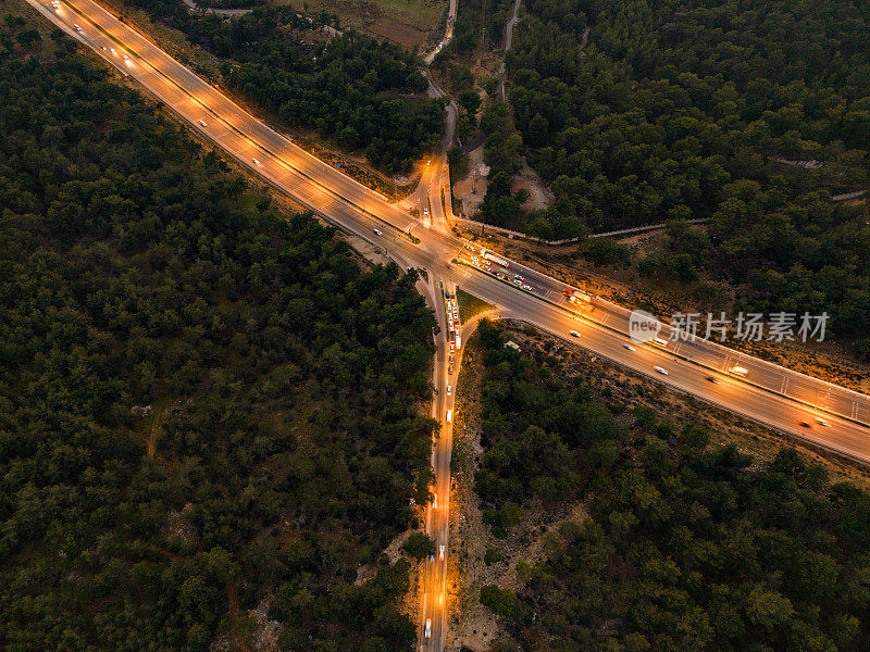 夜景公路路口