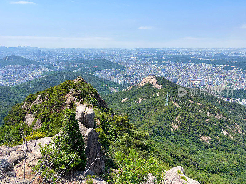 夏季首尔北汉山国立公园