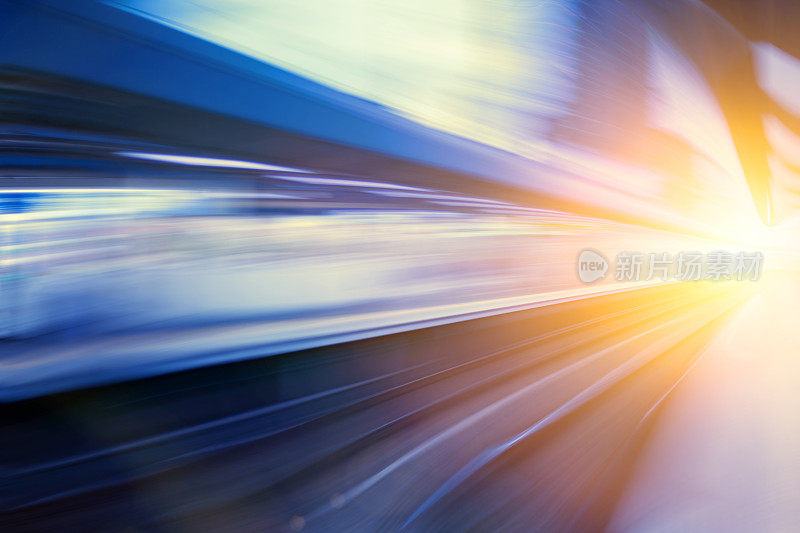 列车后台加速、超高速运动