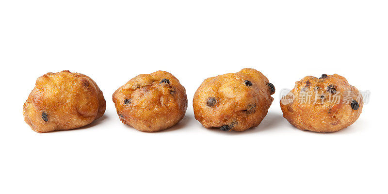 “Oliebollen”，传统荷兰糕点，白色背景