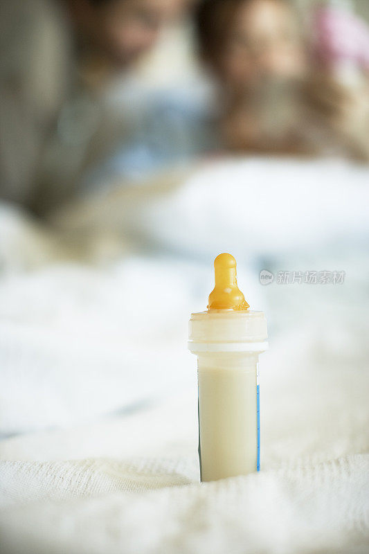 婴儿配方奶粉