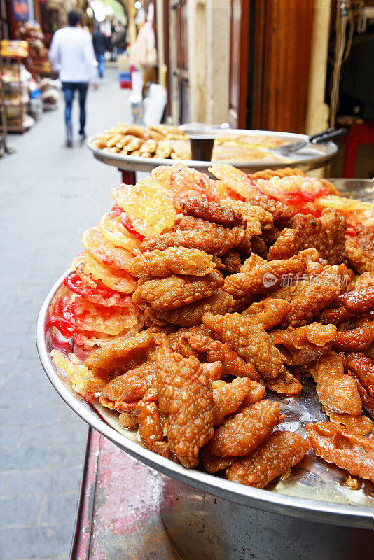 传统甜点(Atayef)贝鲁特，黎巴嫩
