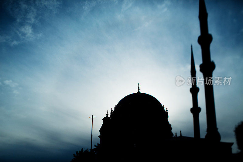 清真寺在日落时分