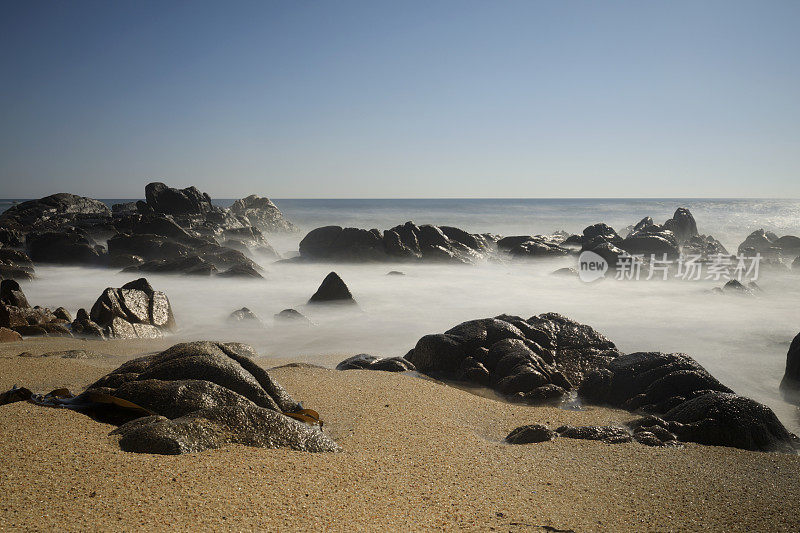 京都海滩的海岸景色