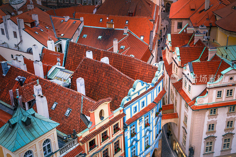 布拉格建筑全景从上面的小巷-捷克共和国