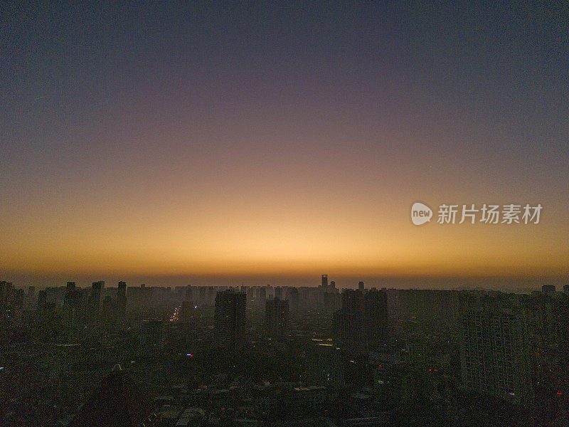 清晨城市航拍