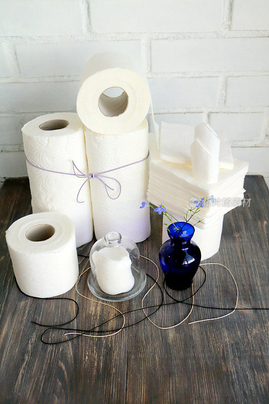 白色厨房纸巾，卫生纸，纸巾，棉垫