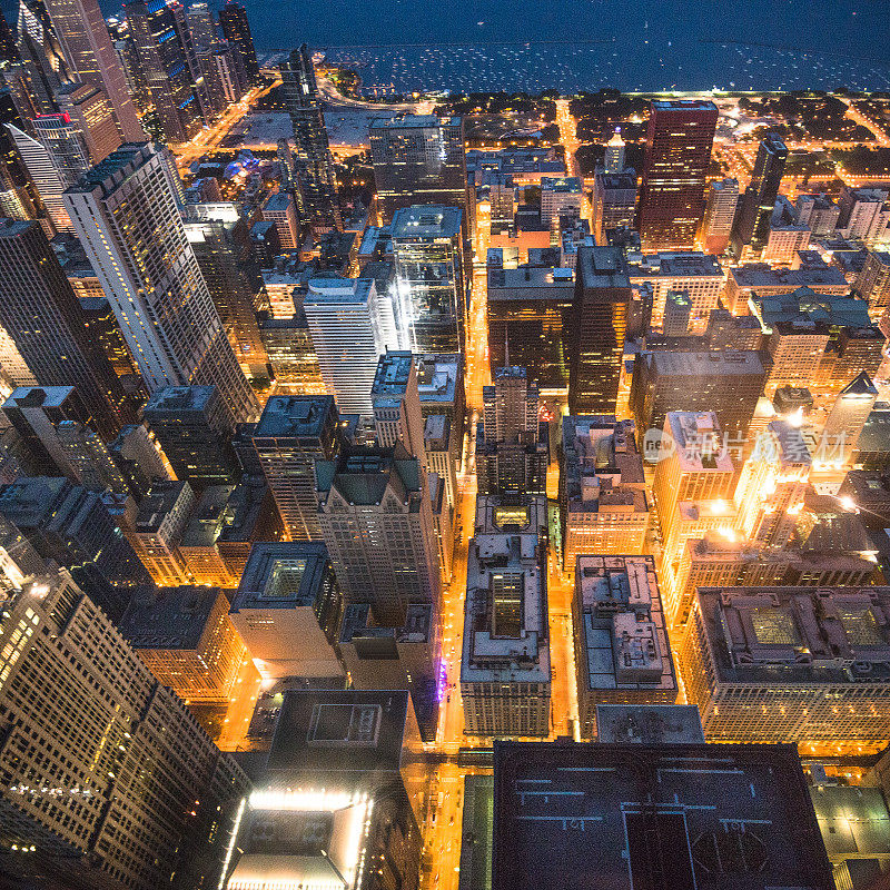 芝加哥市中心夜景鸟瞰图