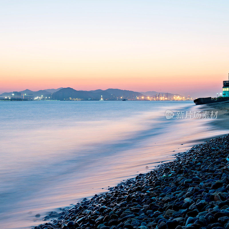 鹅卵石海滩