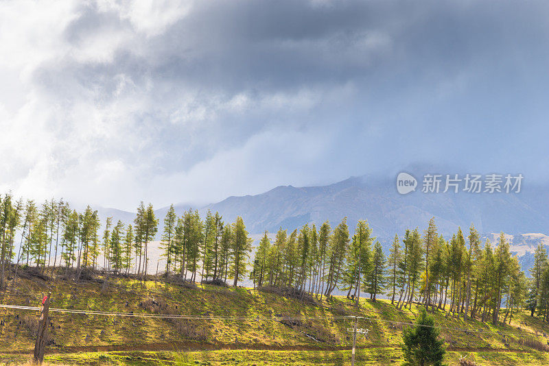 新西兰昆斯敦和瓦纳卡南岛的全景