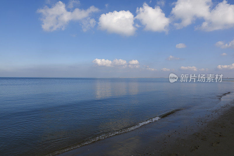 北海海岸风平浪静