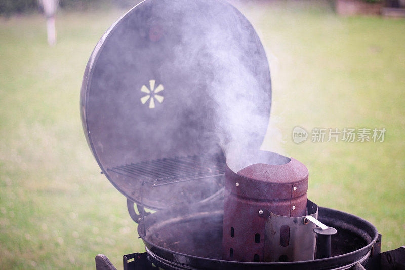 烧烤架点火了