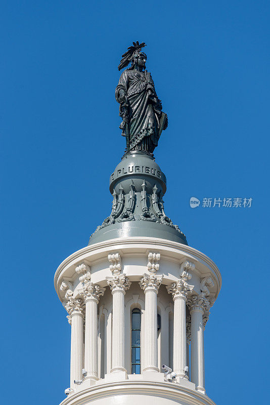 美国华盛顿特区国会大厦上的自由女神像