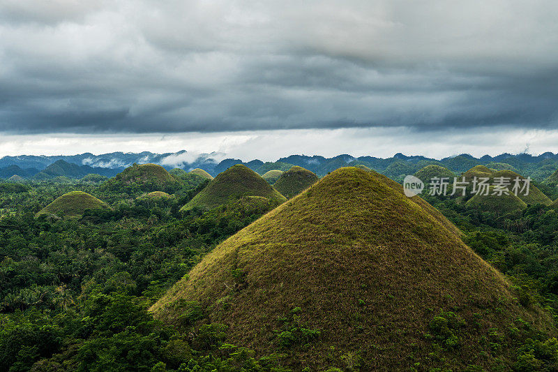 巧克力山