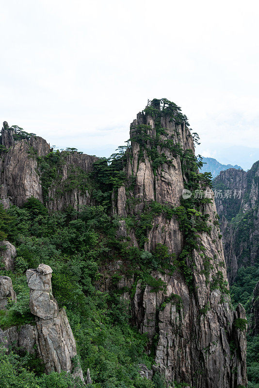 中国黄山花岗岩岩层