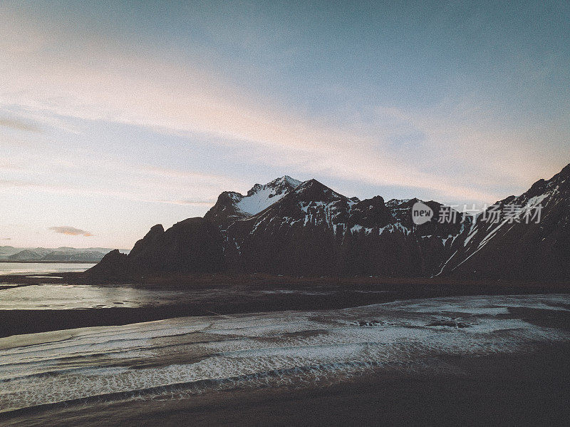 Vestrahorn冰岛黑海滩Stokksnes