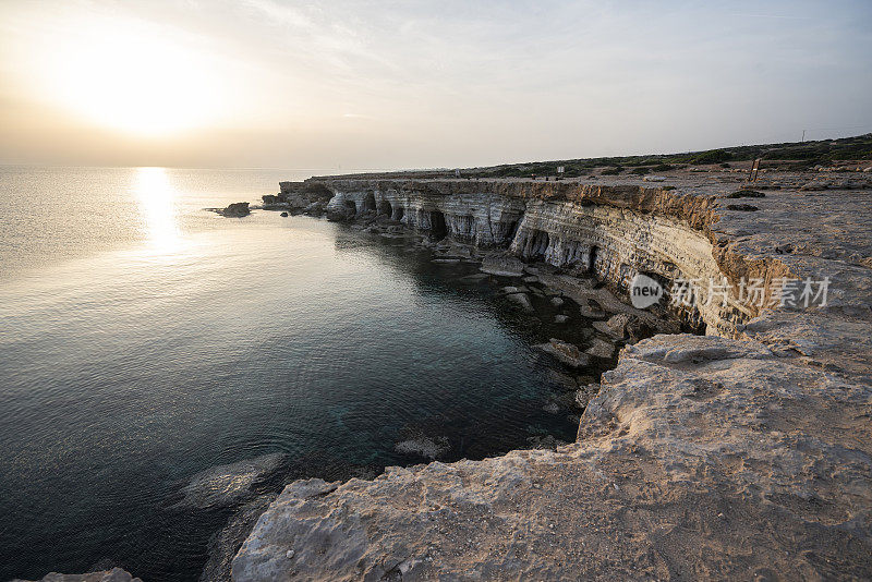 塞浦路斯阿伊亚纳帕岛的海洞