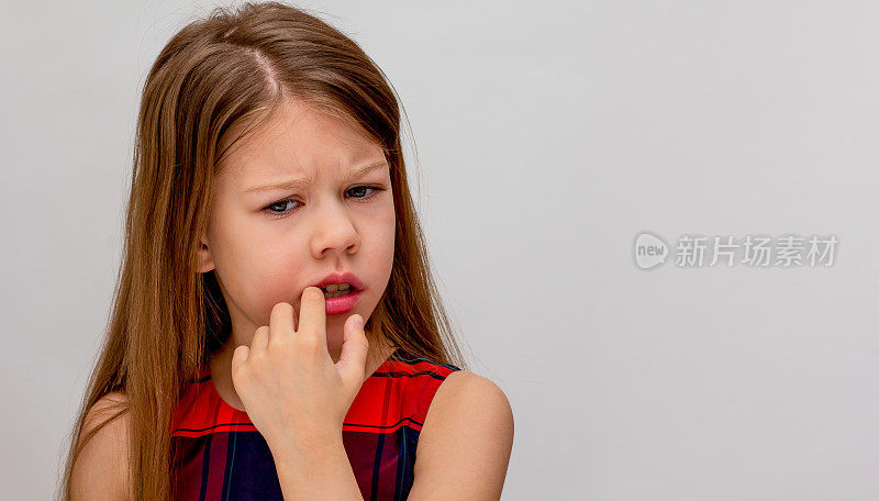 儿童咬指甲作为自体攻击的概念