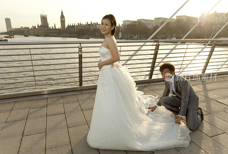 新郎和新娘在伦敦