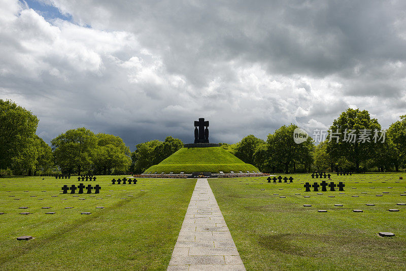 诺曼底的德国战争公墓