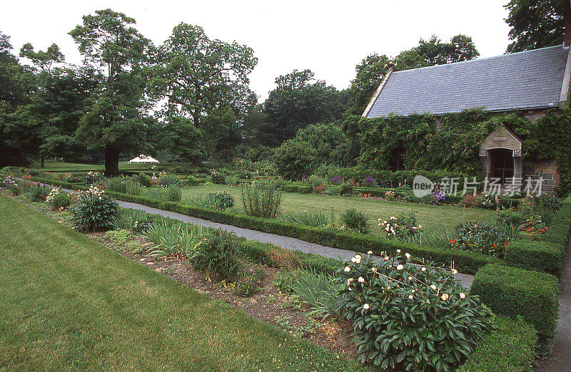 花园和人行道约翰亚当斯国家历史遗址马萨诸塞州昆西
