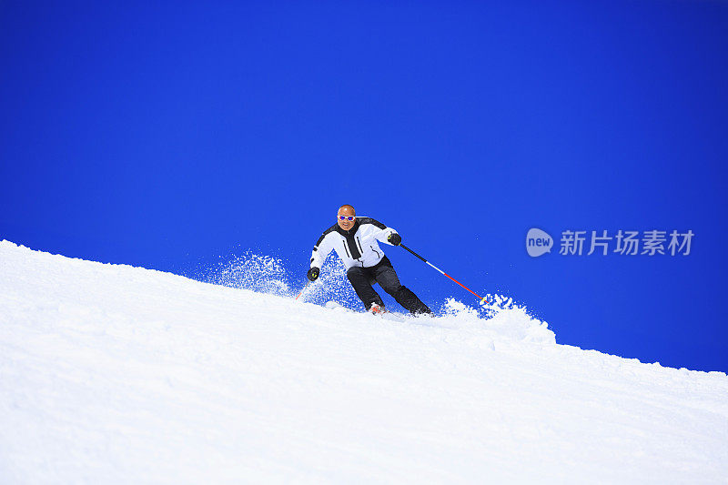 雕刻滑雪