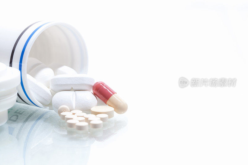药片药片堆抗生素药品医药医疗。