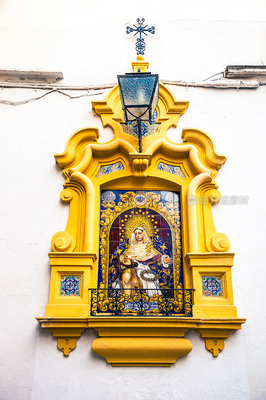 旧巷子里的祭坛;西班牙塞维利亚