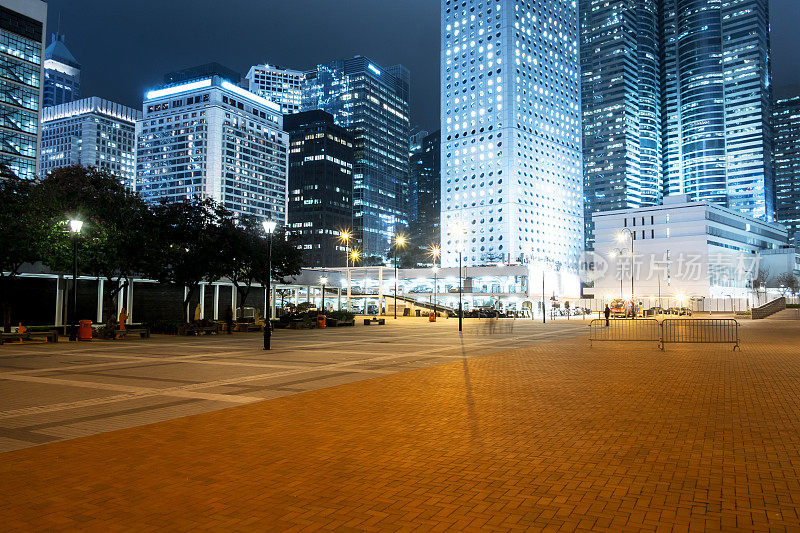 现代城市的夜景，香港