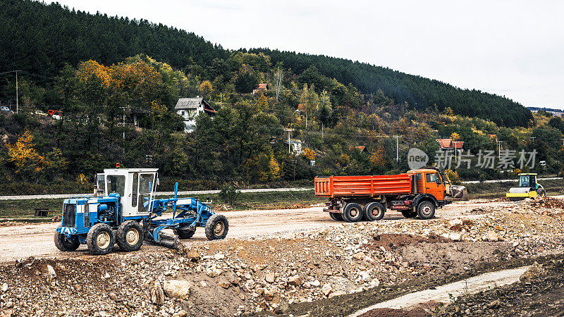 公路工程机械