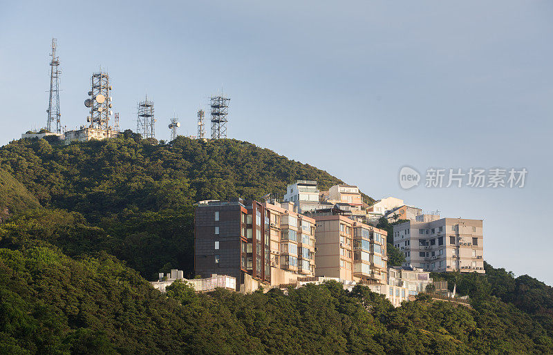 香港维多利亚山顶上的现代山景建筑