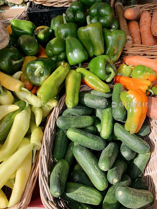 佛罗里达州西棕榈滩当地的新鲜蔬菜市场