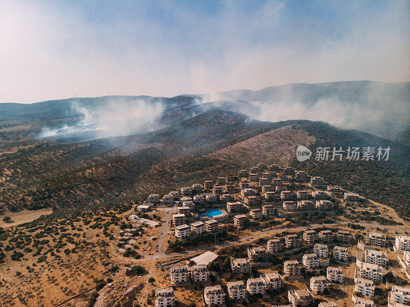 鸟瞰图土耳其博德鲁姆红松林火灾