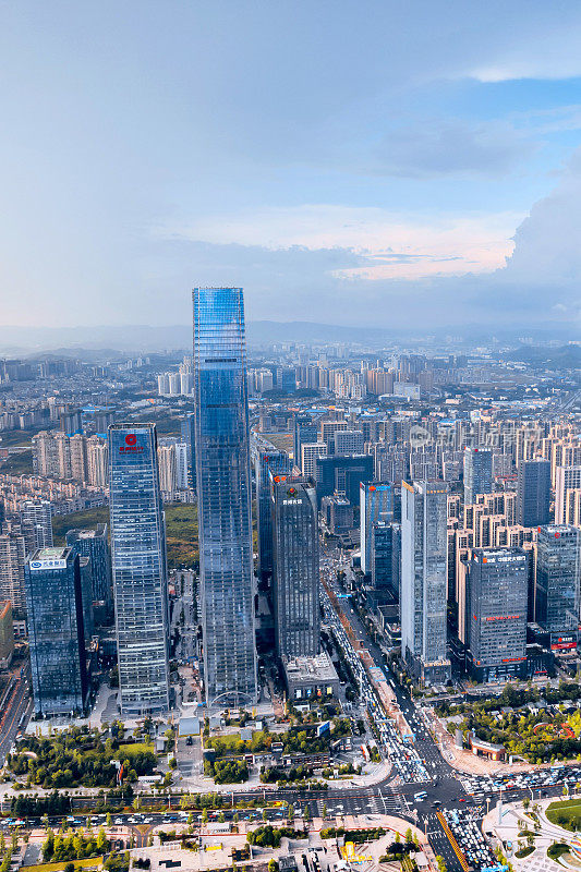 中国贵州贵阳观山湖新区CBD高层建筑航拍图