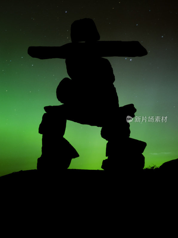 Inukshuk在奥罗拉