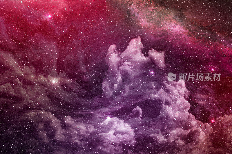 紫色星云和宇宙尘埃