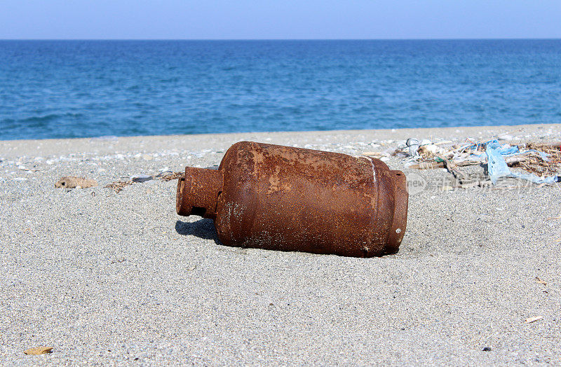 气瓶泳滩污染