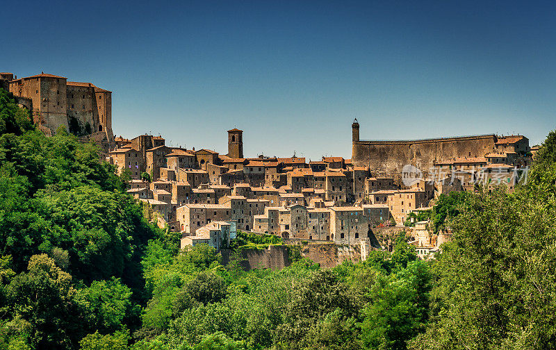 索拉诺，意大利托斯卡纳的中世纪小镇