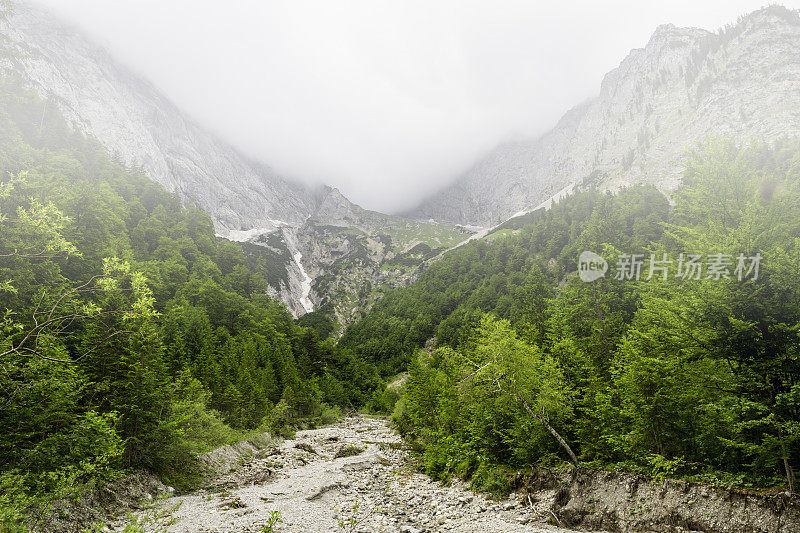 雾山