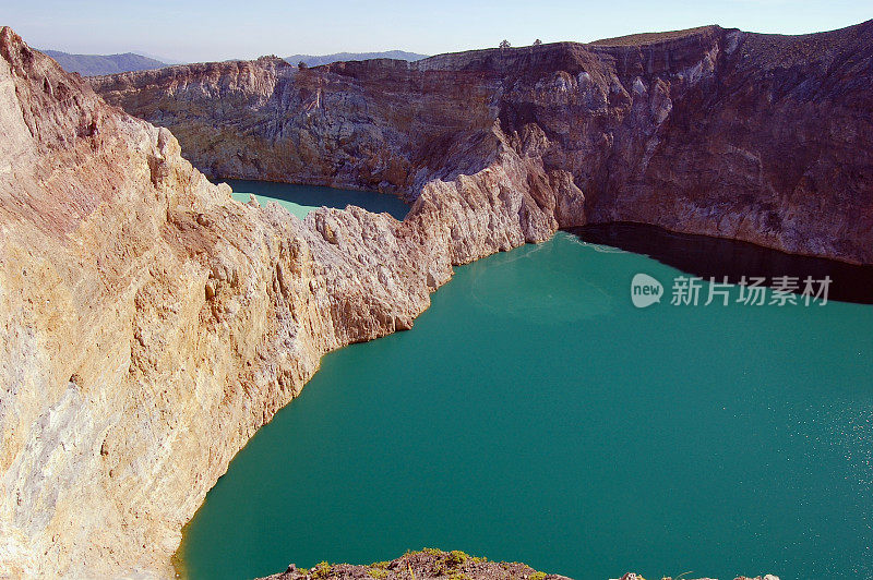 克里穆图火山绿色湖泊，弗洛雷斯-印度尼西亚