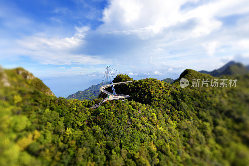 兰卡威空中桥在马来西亚风景优美