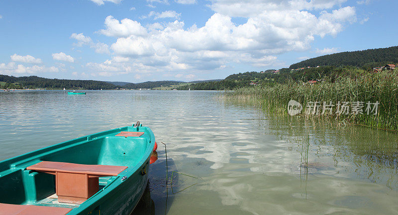 圣角湖在弗朗舍Comté，法国