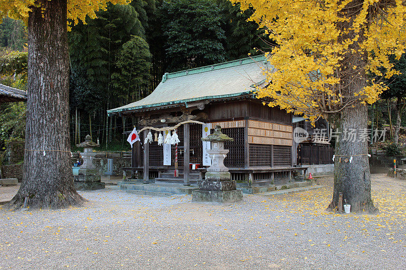 日本大分别府八坂神社周围。