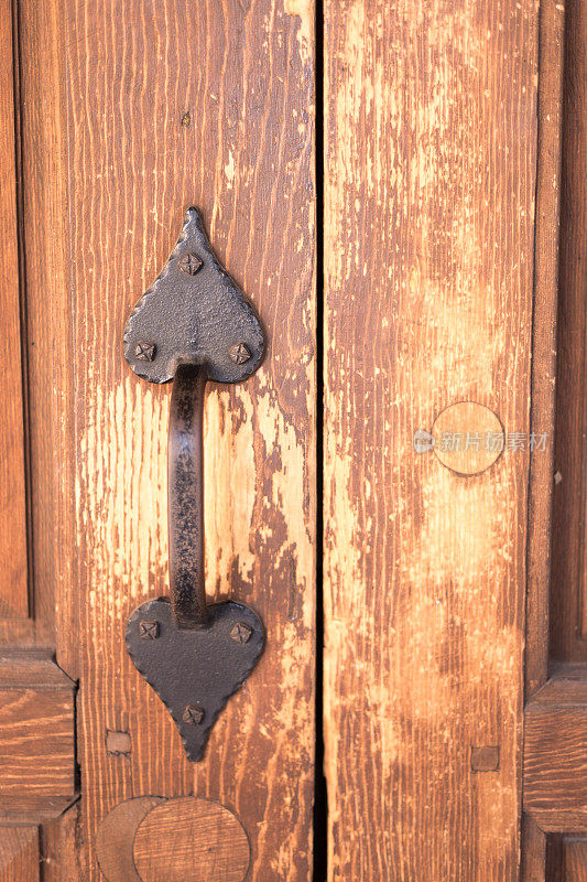 圣达菲风格:铁门拉细节，古董木门