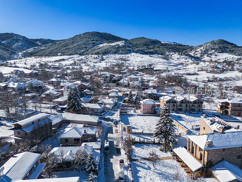 无人驾驶飞机上的雪