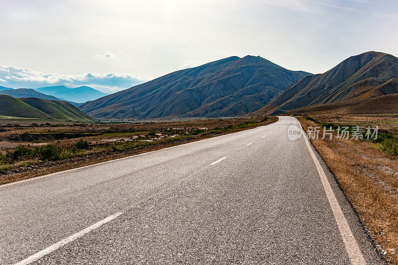 山区的公路